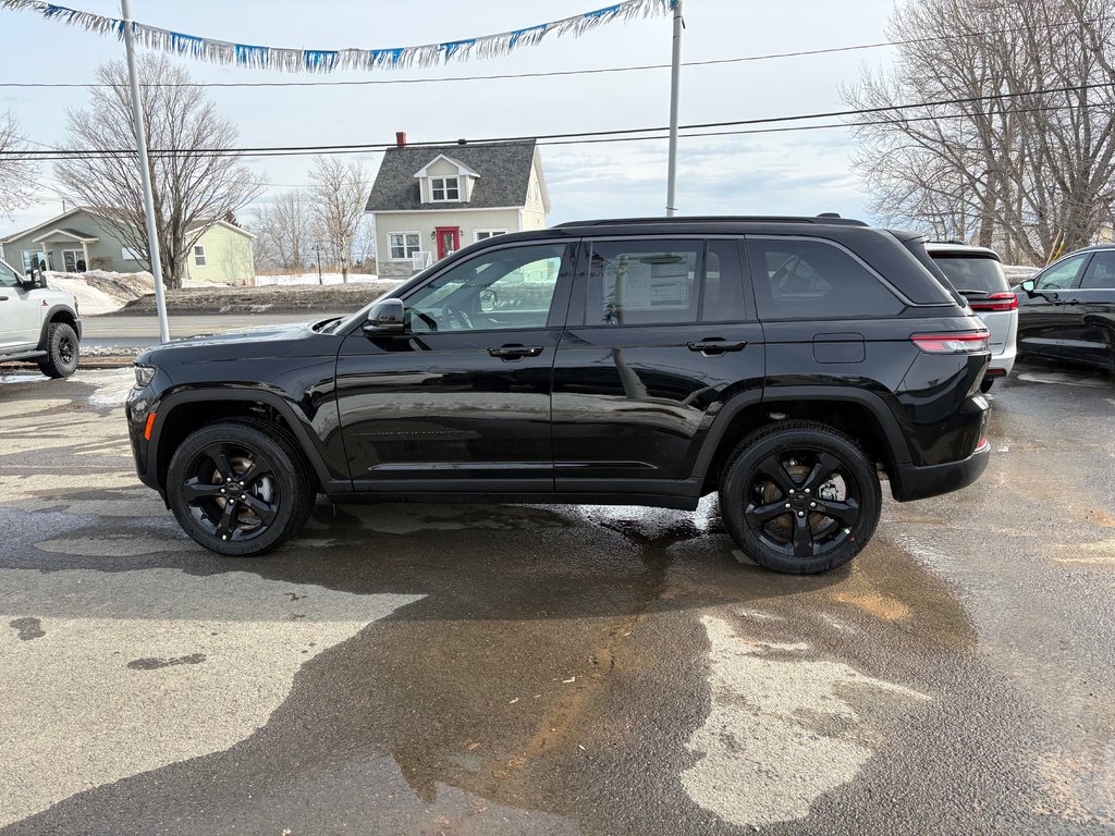 Jeep Grand Cherokee ALTITUDE 2026 à Paspébiac, Québec - 8 - w1024h768px