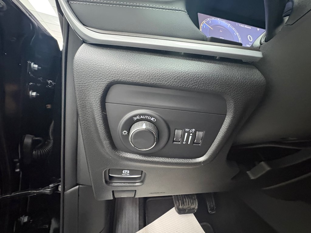 2026 Jeep Grand Cherokee ALTITUDE in Paspébiac, Quebec - 21 - w1024h768px