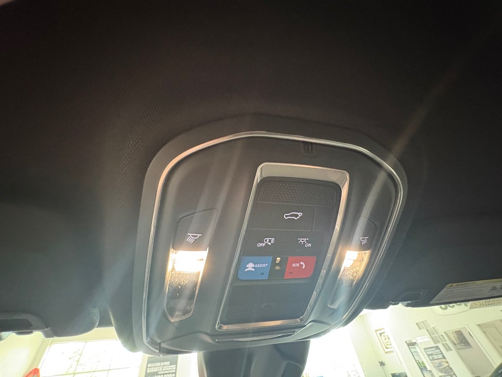 2026 Jeep Grand Cherokee ALTITUDE in Paspébiac, Quebec - 24 - w1024h768px