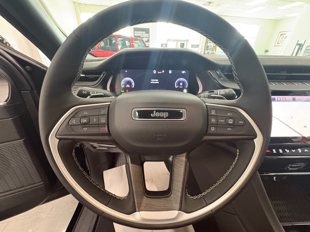 2026 Jeep Grand Cherokee ALTITUDE in Paspébiac, Quebec - 18 - w1024h768px