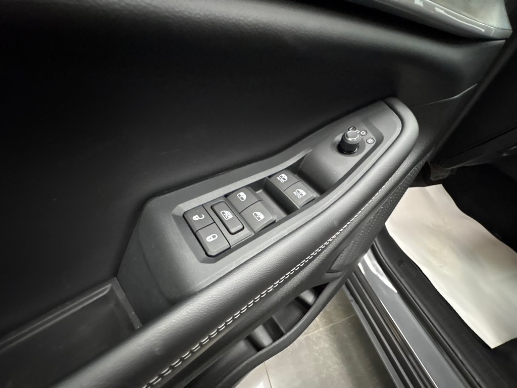 2026 Jeep Grand Cherokee ALTITUDE in Paspébiac, Quebec - 12 - w1024h768px