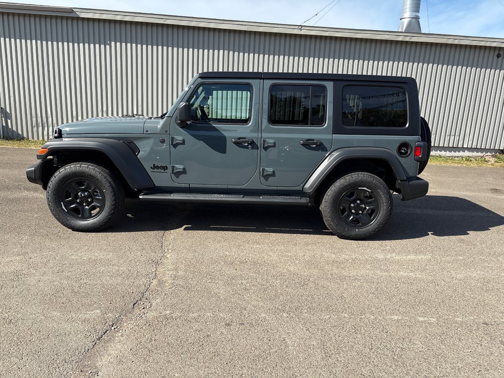 2025 Jeep WRANGLER 4-Door SPORT in Paspébiac, Quebec - 8 - w1024h768px