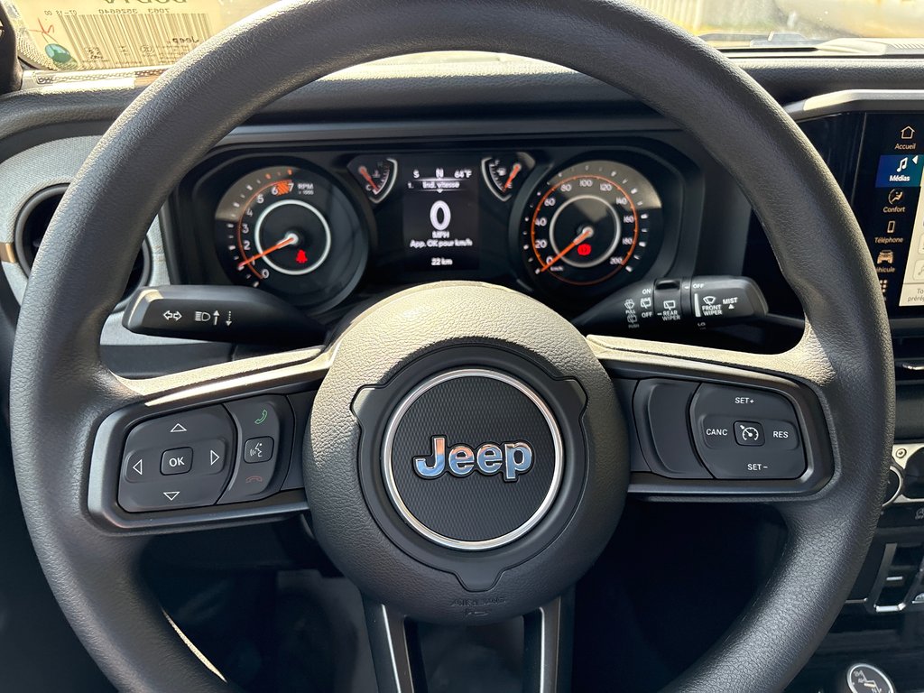 2025 Jeep WRANGLER 4-Door SPORT in Paspébiac, Quebec - 15 - w1024h768px
