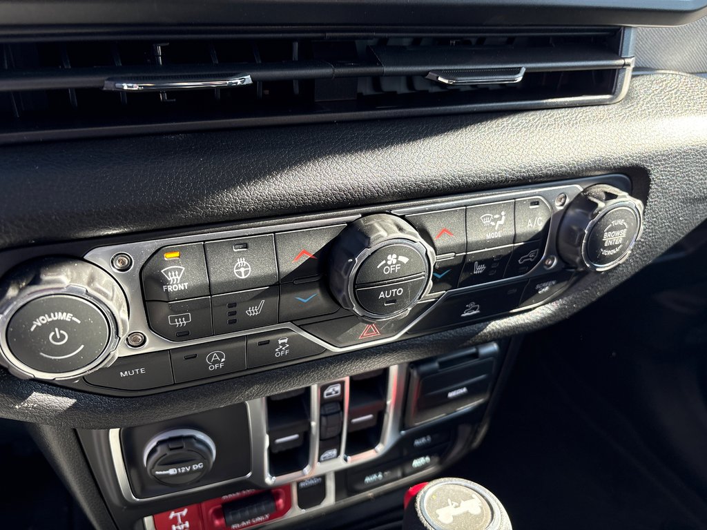 Jeep Wrangler 4-Door WILLYS 2026 à Paspébiac, Québec - 21 - w1024h768px