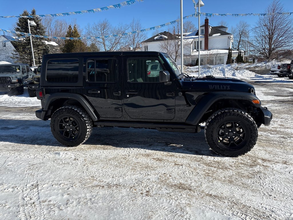 Jeep Wrangler 4-Door WILLYS 2026 à Paspébiac, Québec - 4 - w1024h768px