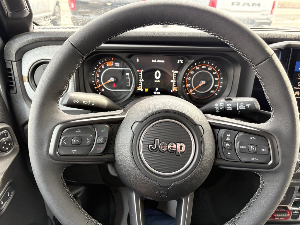 Jeep Wrangler 4-Door WILLYS 2026 à Paspébiac, Québec - 14 - w1024h768px