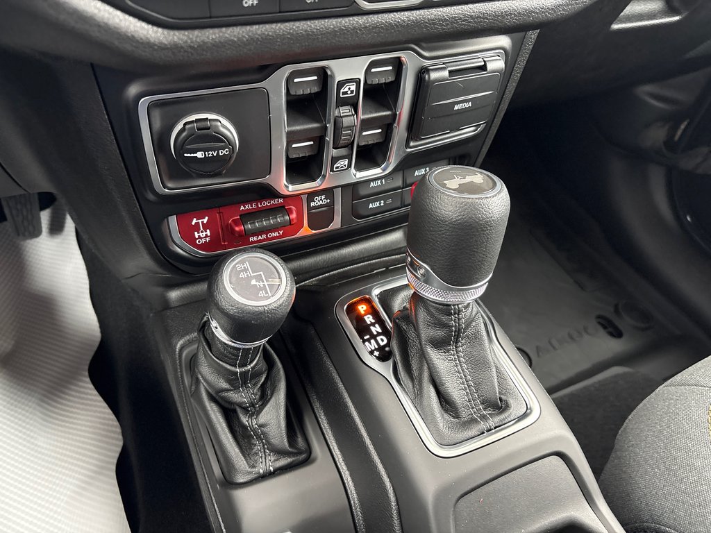 2026 Jeep Wrangler 4-Door WILLYS in Paspébiac, Quebec - 16 - w1024h768px