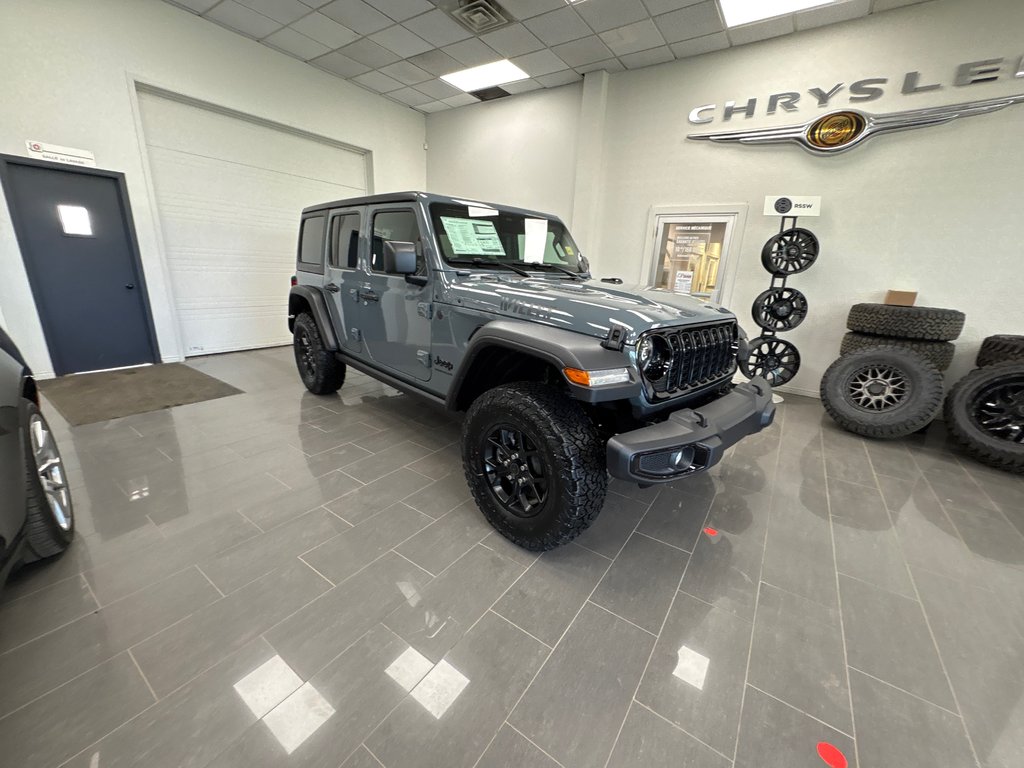Jeep Wrangler 4-Door WILLYS 2026 à Paspébiac, Québec - 3 - w1024h768px