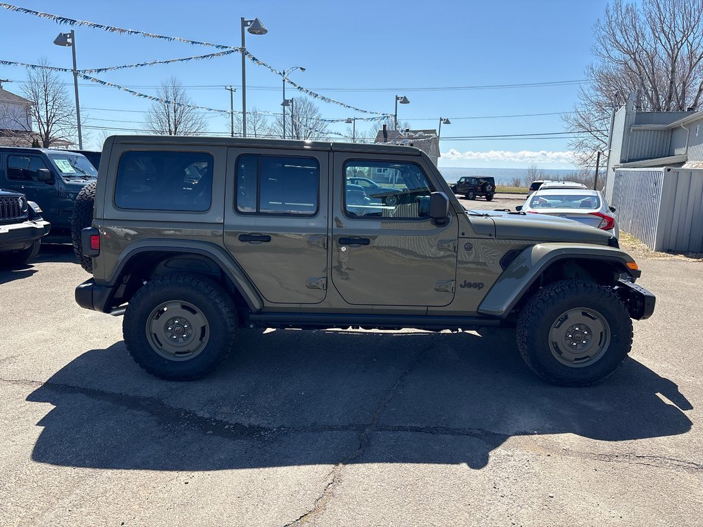 Jeep Wrangler 4XE WILLYS 41 2025 à Paspébiac, Québec - 4 - w1024h768px