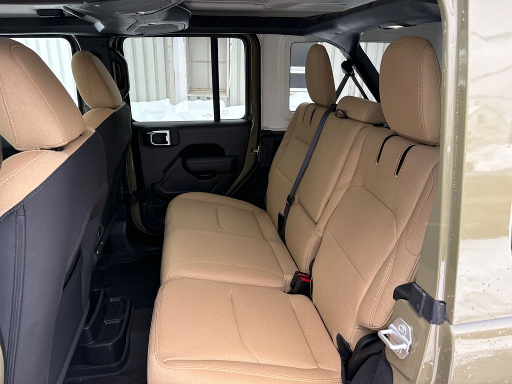 2025 Jeep Wrangler 4XE WILLYS 41 in Paspébiac, Quebec - 18 - w1024h768px