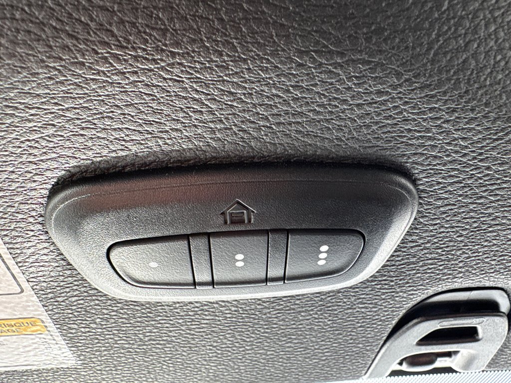 Jeep Wrangler Unlimited Sahara Altitude 2020 à Paspébiac, Québec - 16 - w1024h768px