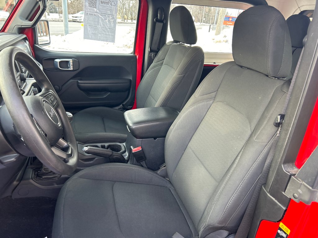 Jeep Wrangler Sport 2021 à Paspébiac, Québec - 9 - w1024h768px