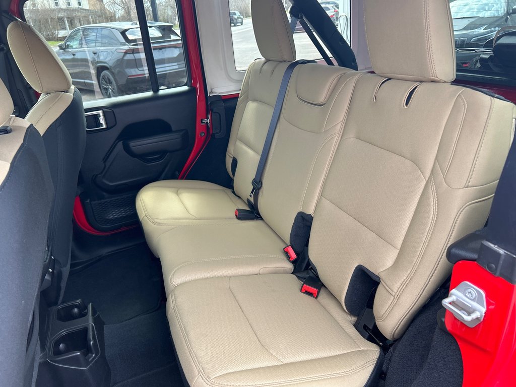 Jeep Wrangler Unlimited Willys 2022 à Paspébiac, Québec - 19 - w1024h768px