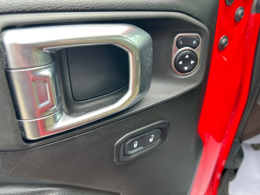 Jeep Wrangler Unlimited Willys 2022 à Paspébiac, Québec - 8 - w1024h768px