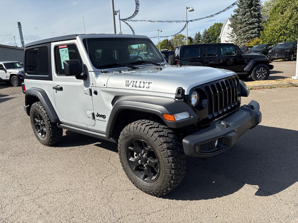 Jeep Wrangler Willys Sport 2022 à Chandler, Québec - 3 - w1024h768px