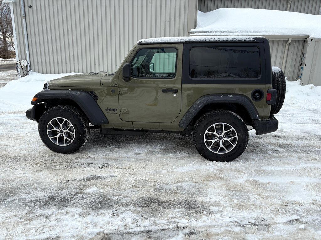 Jeep Wrangler SPORT S 2026 à Paspébiac, Québec - 8 - w1024h768px
