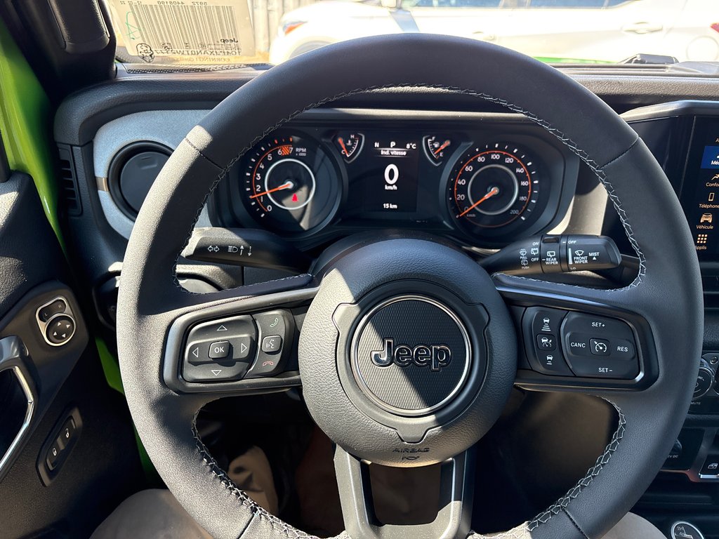 Jeep Wrangler SPORT S 2026 à Paspébiac, Québec - 13 - w1024h768px