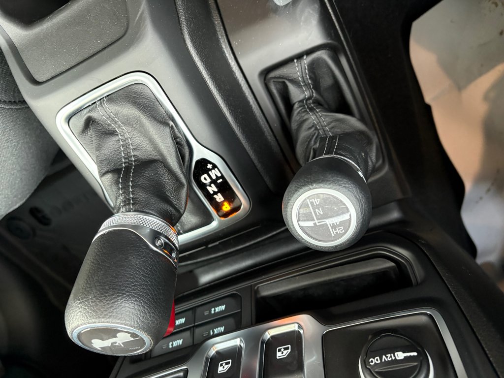 Jeep Wrangler SPORT 2026 à Paspébiac, Québec - 12 - w1024h768px