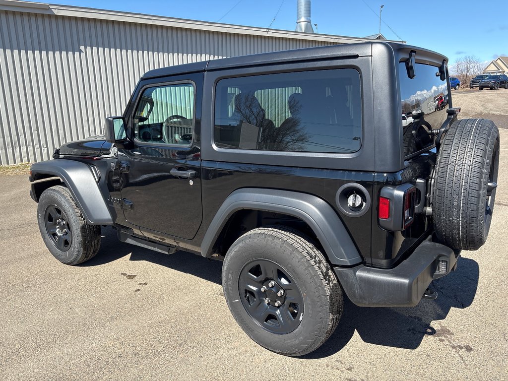 Jeep Wrangler SPORT 2026 à Paspébiac, Québec - 7 - w1024h768px