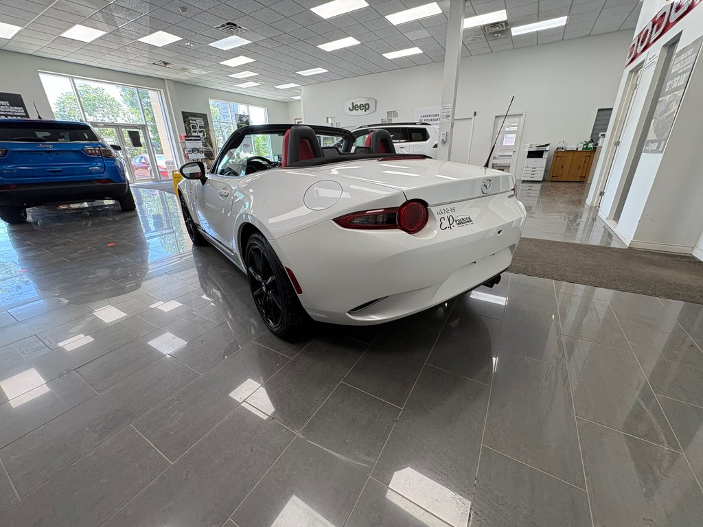 2022 Mazda MX-5 GS in Paspébiac, Quebec - 7 - w1024h768px