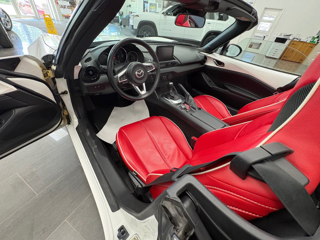 2022 Mazda MX-5 GS in Paspébiac, Quebec - 11 - w1024h768px