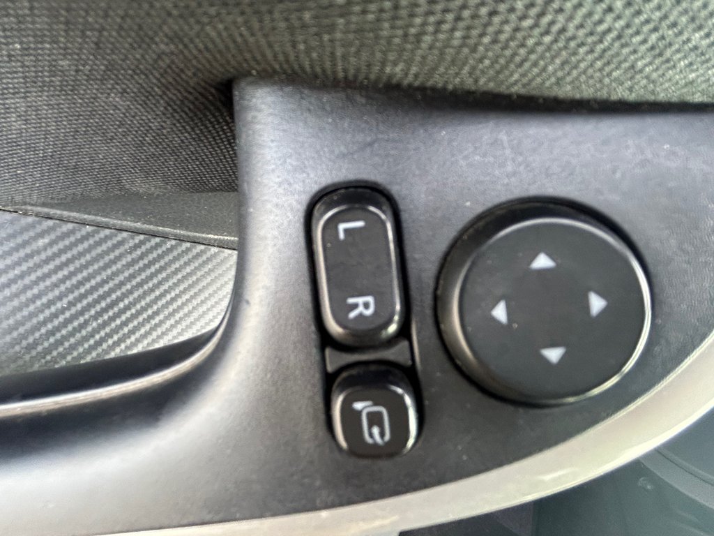 Mitsubishi ECLIPSE CROSS  2019 à Chandler, Québec - 11 - w1024h768px