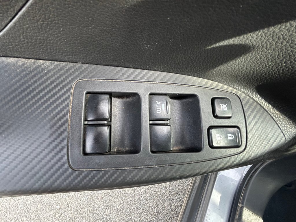 Mitsubishi ECLIPSE CROSS  2019 à Chandler, Québec - 12 - w1024h768px