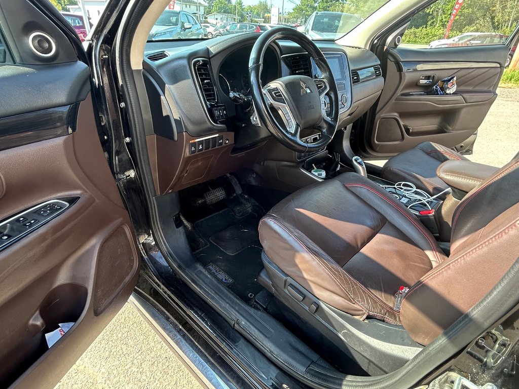 2018  OUTLANDER PHEV GT-S in Paspébiac, Quebec - 25 - w1024h768px