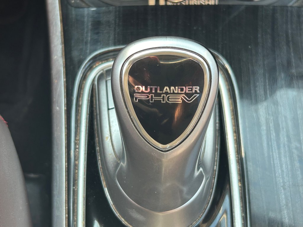 2018  OUTLANDER PHEV GT-S in Paspébiac, Quebec - 33 - w1024h768px