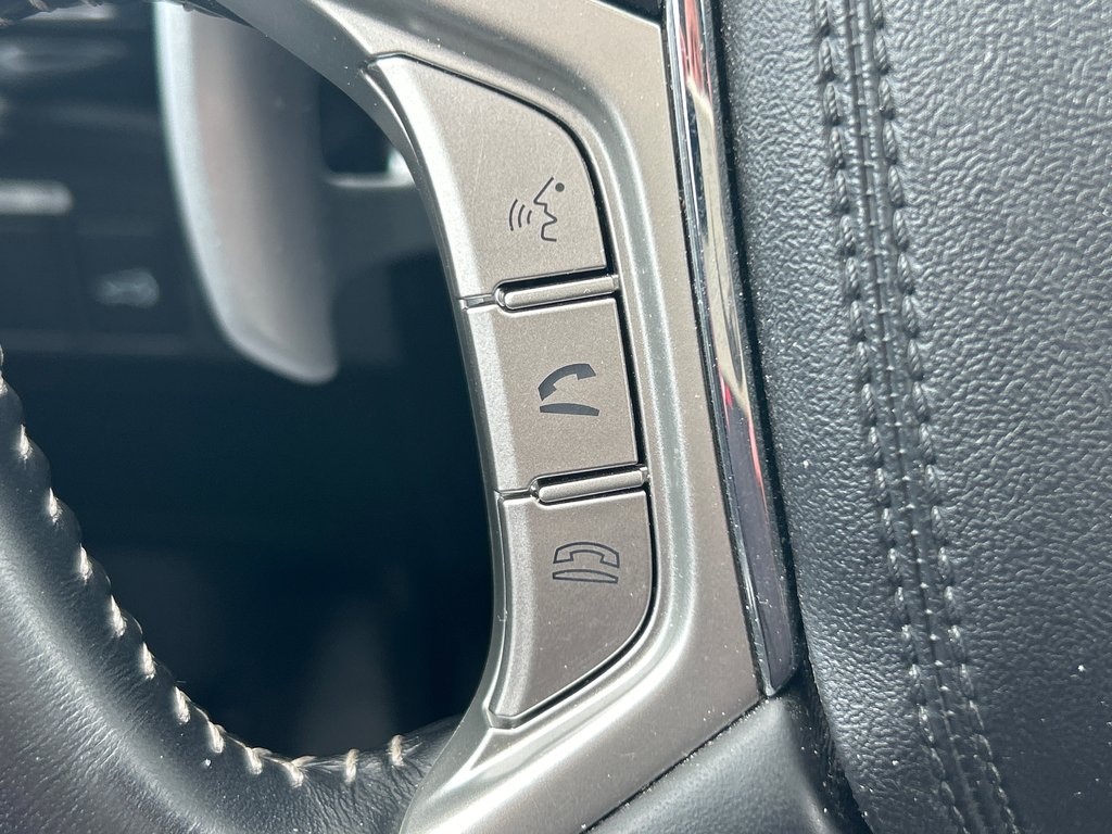 Mitsubishi OUTLANDER PHEV LE 2022 à Paspébiac, Québec - 17 - w1024h768px