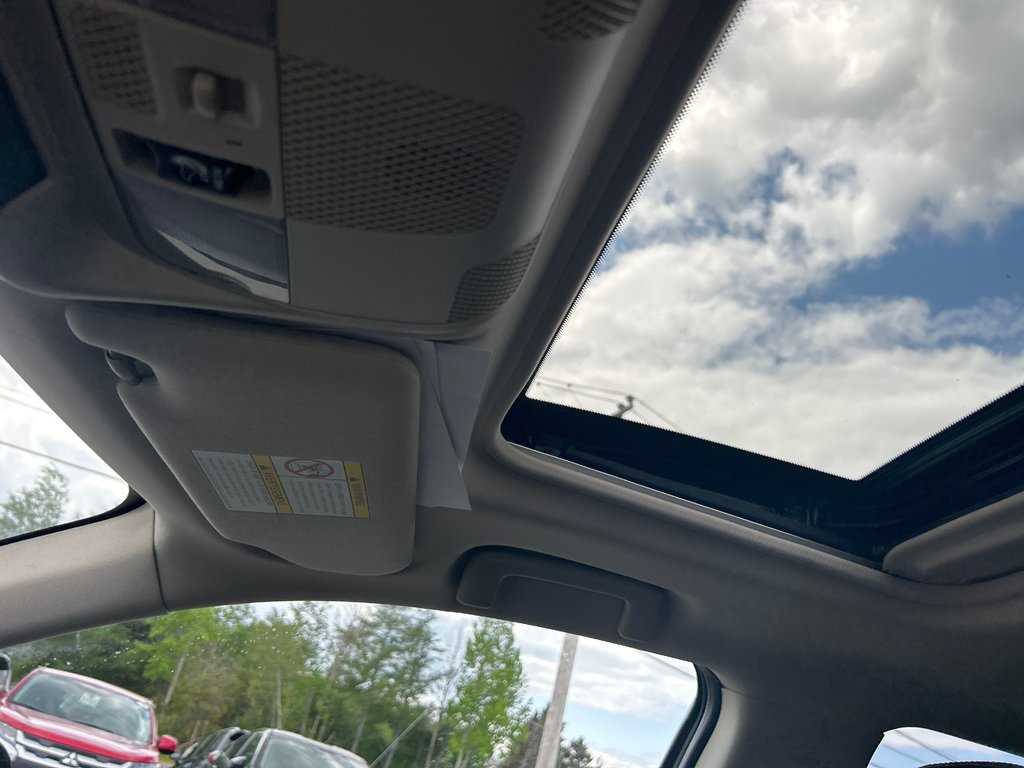 Mitsubishi OUTLANDER PHEV LE 2022 à Paspébiac, Québec - 23 - w1024h768px