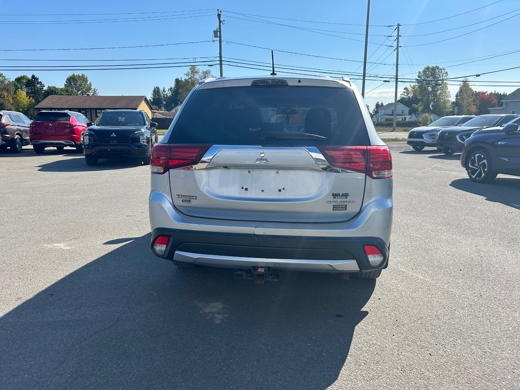 2016  Outlander SE in Paspébiac, Quebec - 4 - w1024h768px