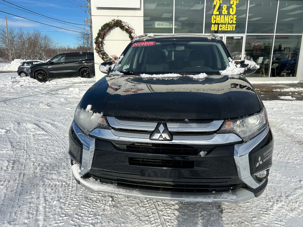 2016 Mitsubishi Outlander SE in Paspébiac, Quebec - 1 - w1024h768px