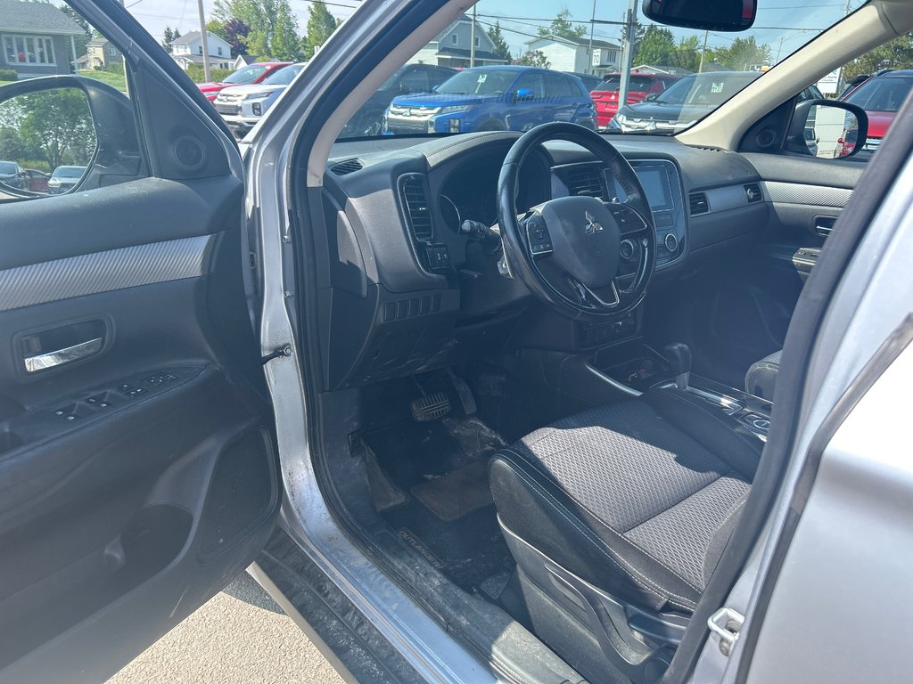 2017 Mitsubishi Outlander SE in Chandler, Quebec - 11 - w1024h768px