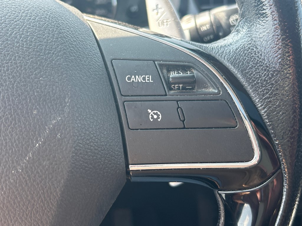 2017 Mitsubishi Outlander SE in Chandler, Quebec - 16 - w1024h768px