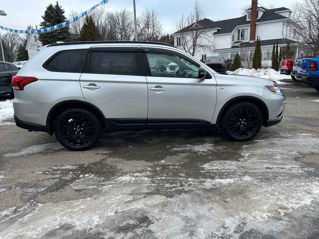 2018 Mitsubishi Outlander in Paspébiac, Quebec - 4 - w1024h768px