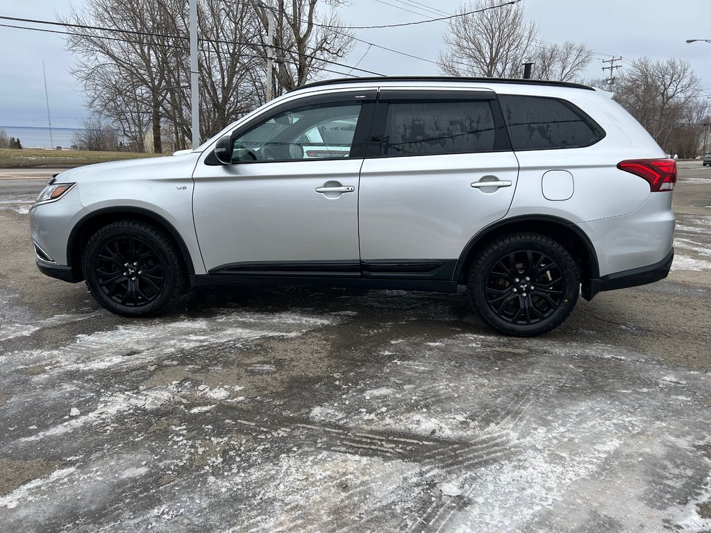 2018 Mitsubishi Outlander in Paspébiac, Quebec - 8 - w1024h768px