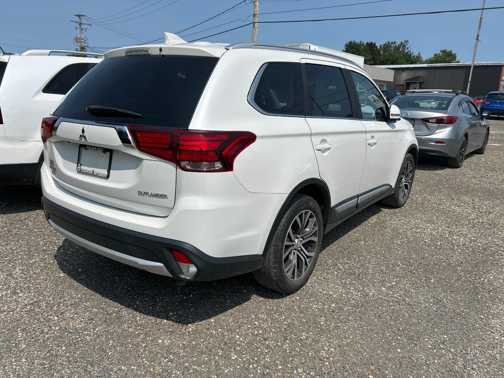 2018 Mitsubishi Outlander ES in Chandler, Quebec - 3 - w1024h768px