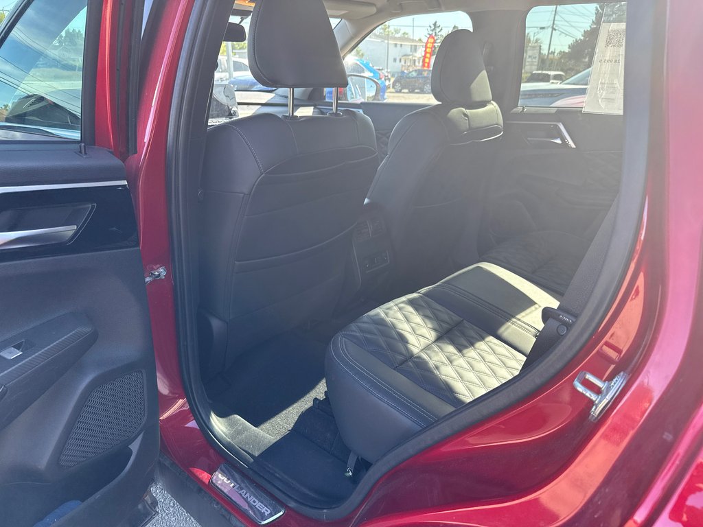 Mitsubishi Outlander SLE 2022 à Chandler, Québec - 12 - w1024h768px