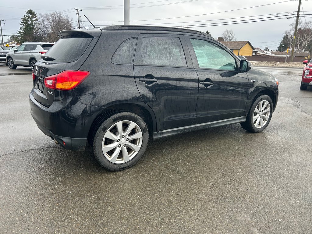 2015 Mitsubishi RVR GT in Paspébiac, Quebec - 4 - w1024h768px