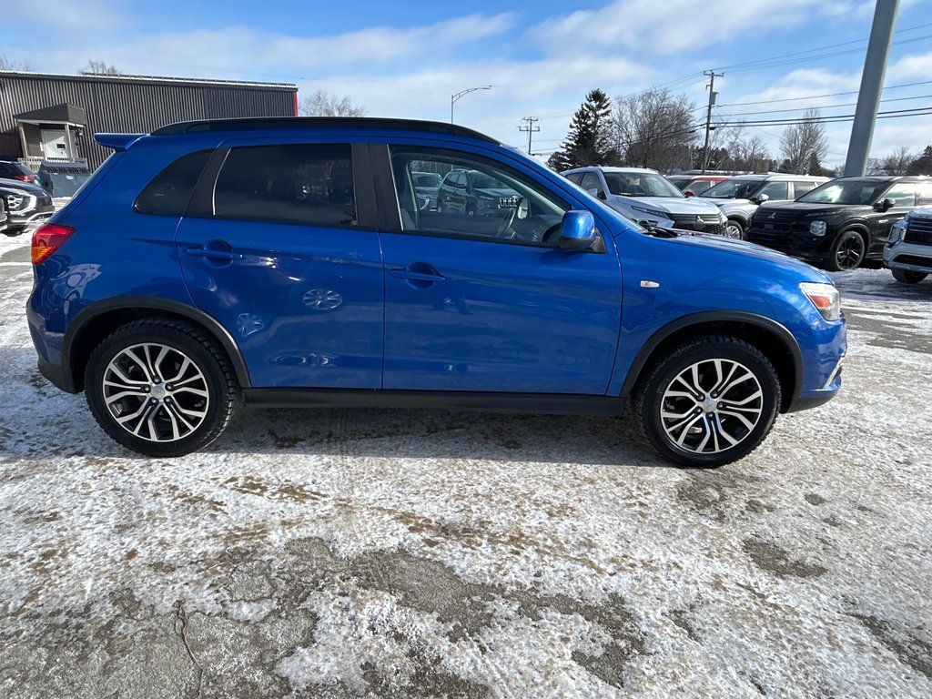 Mitsubishi RVR SE Limited Edition 2017 à Paspébiac, Québec - 2 - w1024h768px