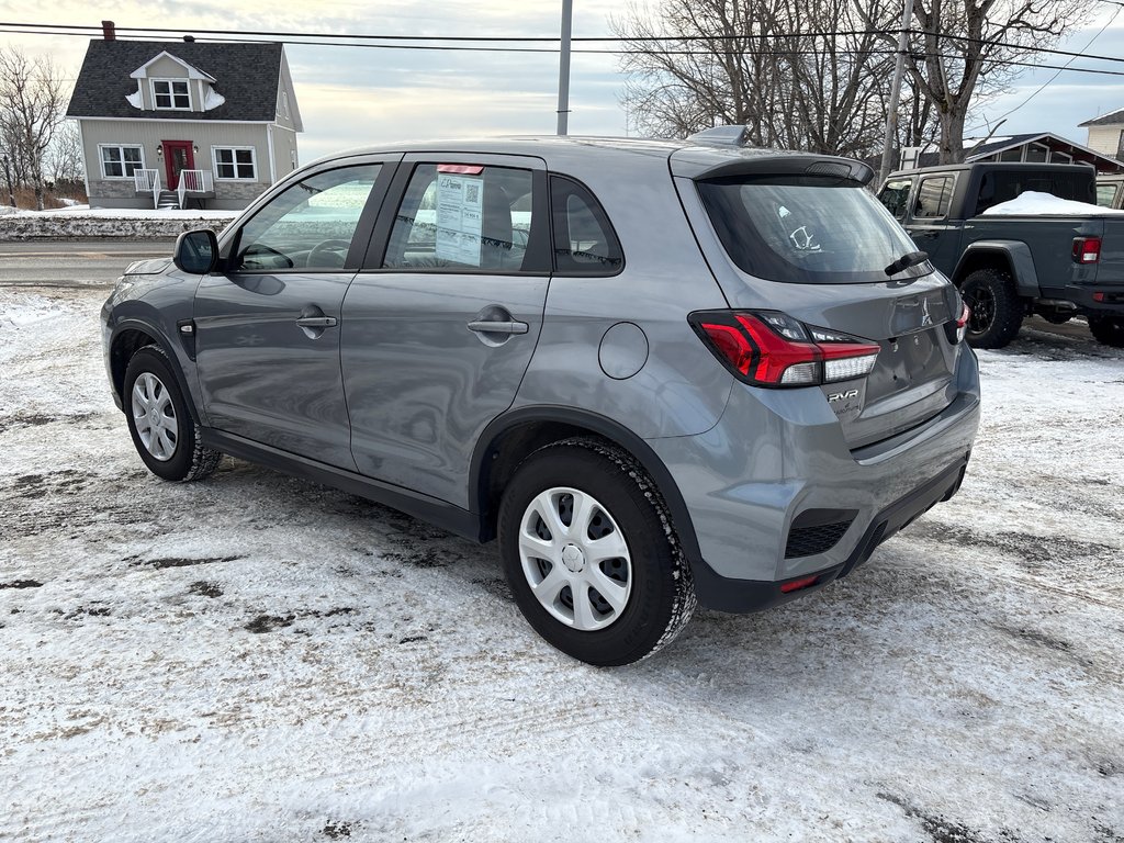 2023 Mitsubishi RVR ES in Paspébiac, Quebec - 7 - w1024h768px