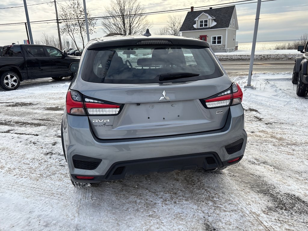 2023 Mitsubishi RVR ES in Paspébiac, Quebec - 6 - w1024h768px