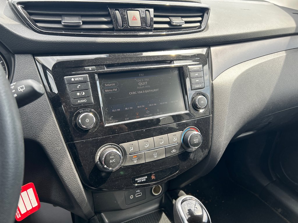 2021 Nissan Qashqai S in Paspébiac, Quebec - 13 - w1024h768px