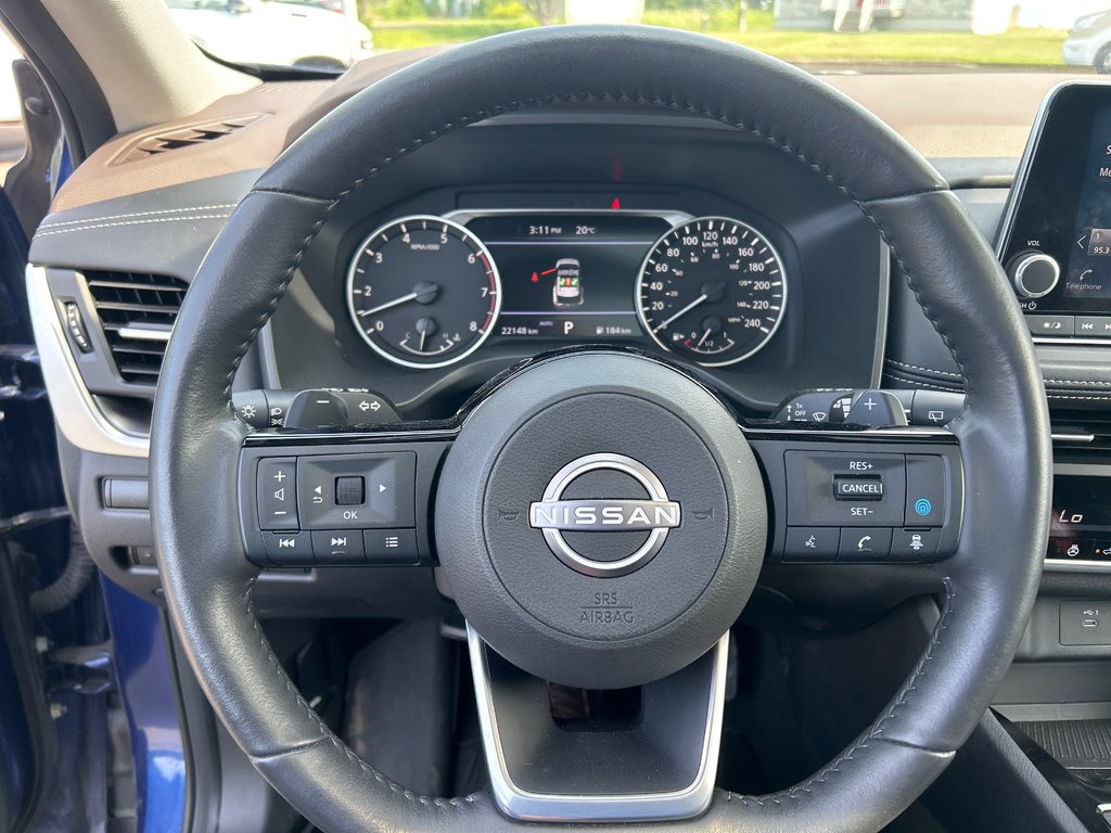 Nissan Rogue  2023 à Chandler, Québec - 18 - w1024h768px