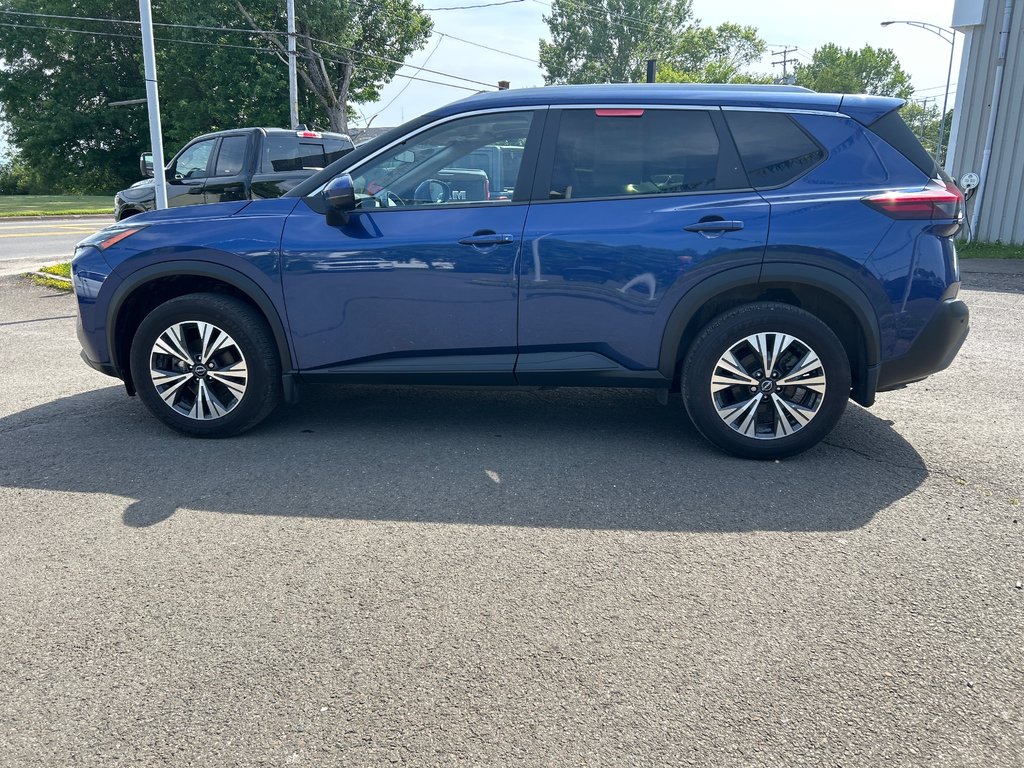 Nissan Rogue  2023 à Chandler, Québec - 8 - w1024h768px