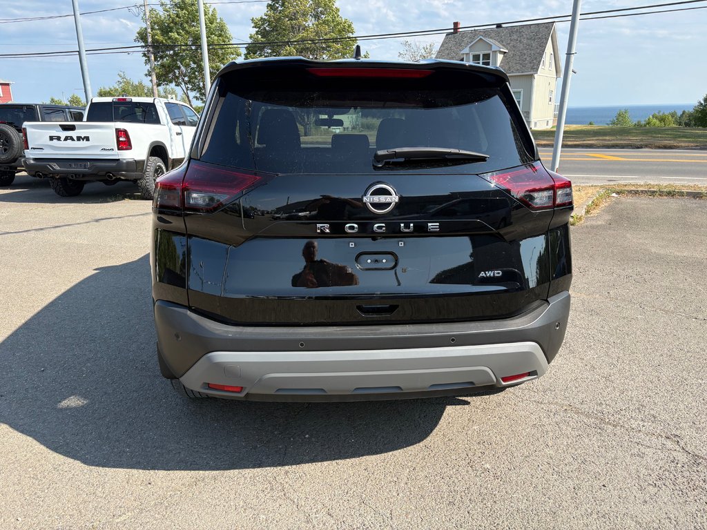 2023 Nissan Rogue S in Chandler, Quebec - 6 - w1024h768px