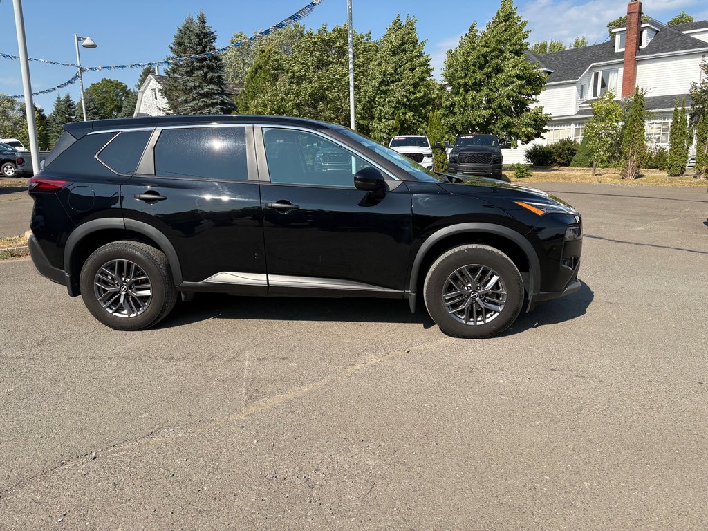 2023 Nissan Rogue S in Chandler, Quebec - 4 - w1024h768px