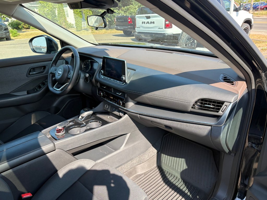 2023 Nissan Rogue S in Chandler, Quebec - 11 - w1024h768px