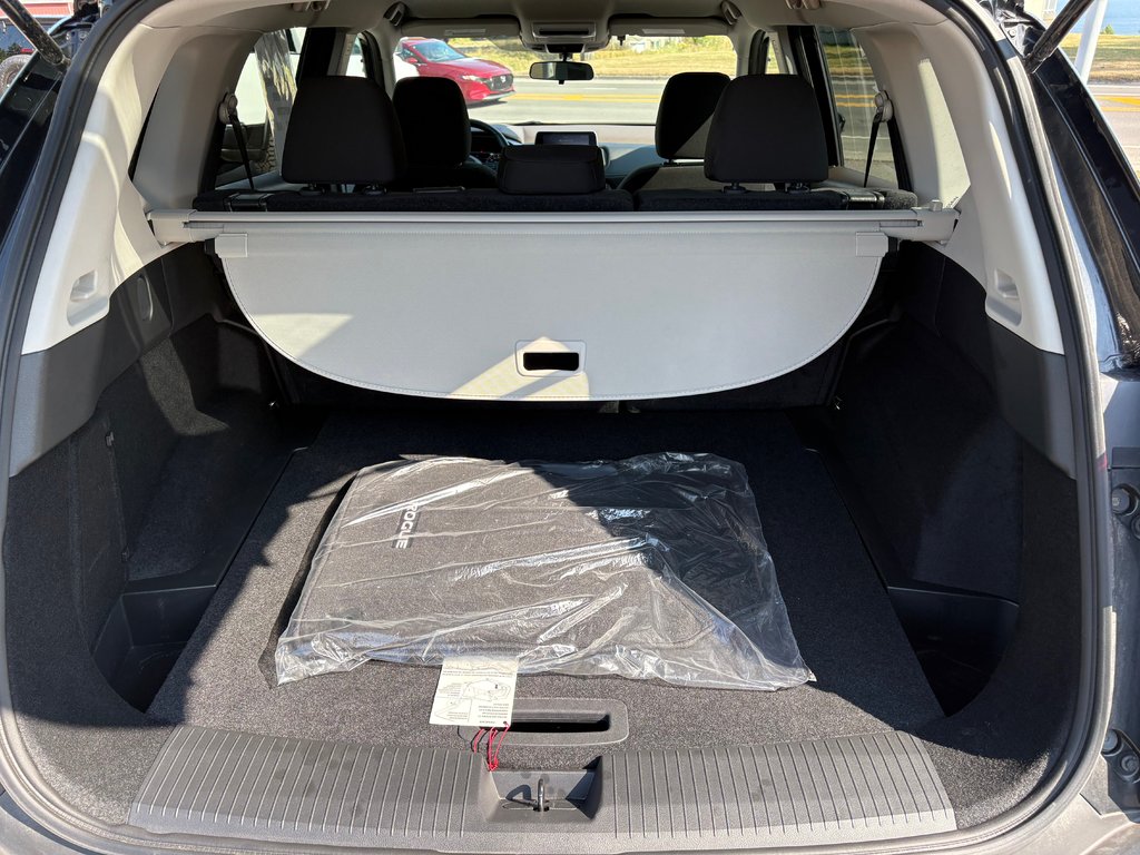 2023 Nissan Rogue S in Chandler, Quebec - 9 - w1024h768px